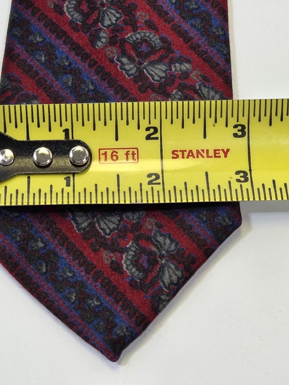 Vintage Yves Saint Laurent 100% Silk Skinny Burgundy Floral Designer Tie